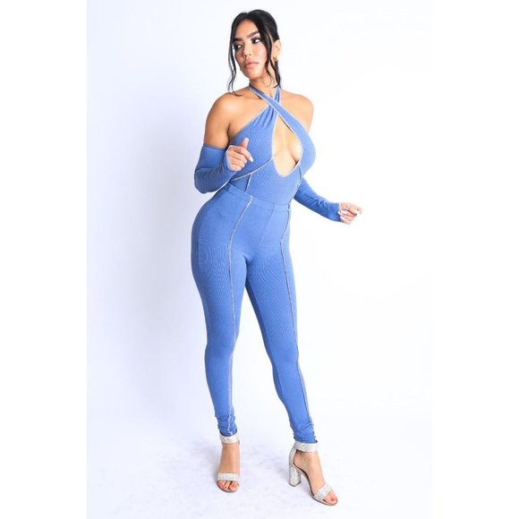 Women's Overlock Detailed Cross Halter Keyhole Neck Off The Shoulder 2 Piece Set - Picture 7 of 16